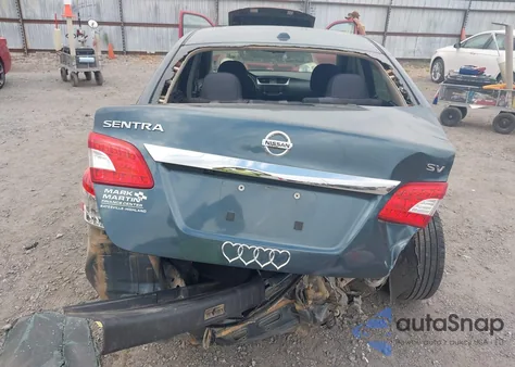 2015 Nissan Sentra Fe+ S/S/Sl/Sr/Sv z USA, uszkodzony, nr VIN 3N1AB7AP4FY253326